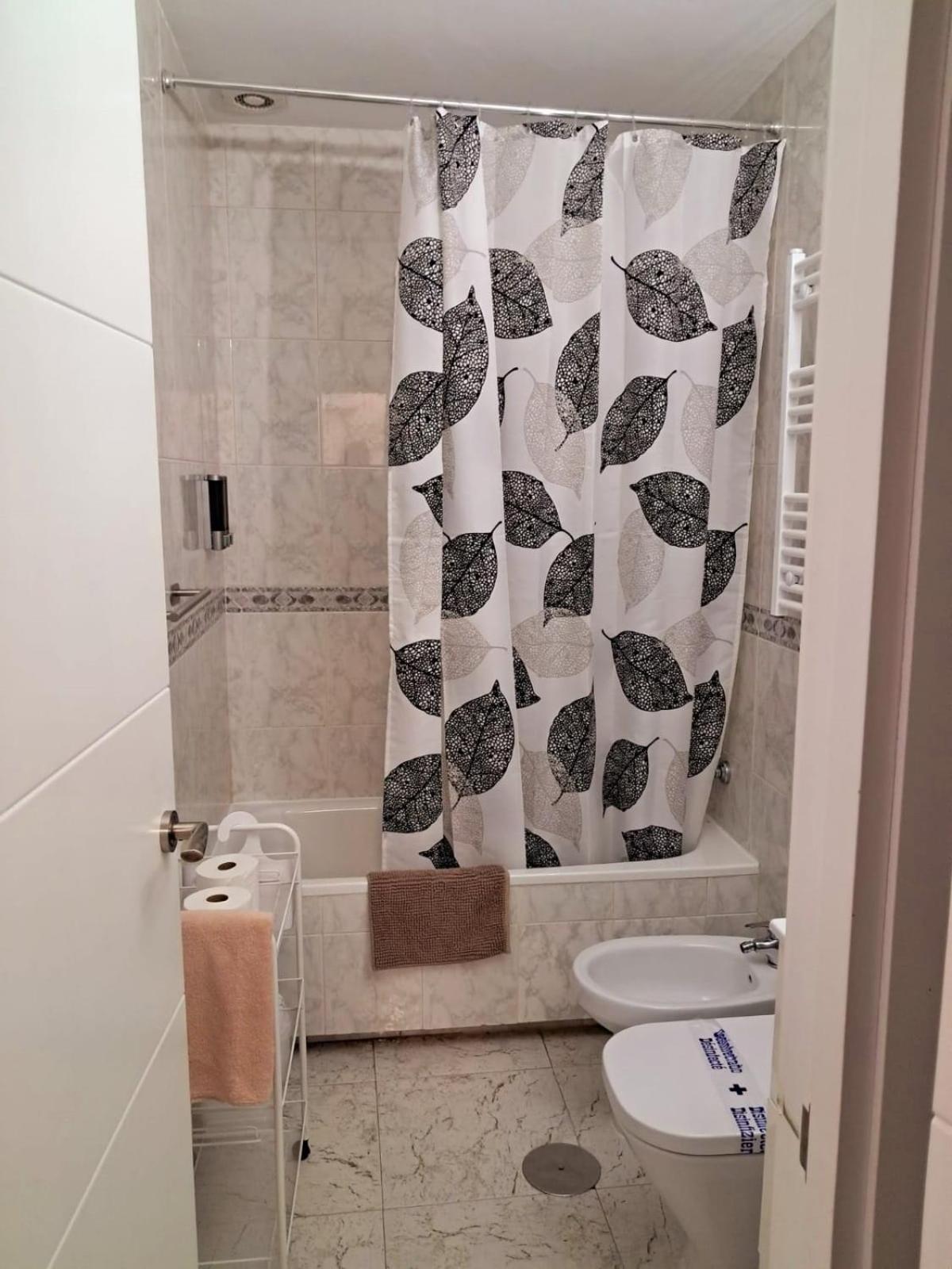 Apartamento La Doncella Alcalá de Henares Exterior foto